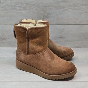 Ugg Australia Women Cozy Ankle Suede Sheepskin Boots Shoes Sz 6